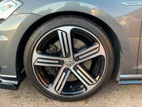 USED 2017 17 VOLKSWAGEN GOLF 2.0 R TSI DSG 3d 306 BHP 