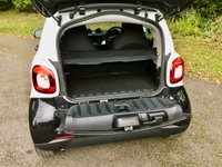 USED 2017 67 SMART FORTWO 1.0 PASSION 2d 71 BHP 1 OWNER // ONLY 20,000 MILES // BLUETOOTH//AIRCON//DAB//ALLOYS 1 OWNER // ONLY 20,000 MILES // BLUETOOTH//AIRCON//DAB//ALLOYS