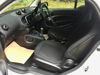 USED 2017 67 SMART FORTWO 1.0 PASSION 2d 71 BHP 1 OWNER // ONLY 20,000 MILES // BLUETOOTH//AIRCON//DAB//ALLOYS 1 OWNER // ONLY 20,000 MILES // BLUETOOTH//AIRCON//DAB//ALLOYS