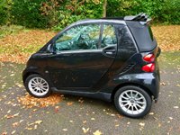 USED 2008 58 SMART FORTWO CABRIO 1.0 PASSION 2d AUTO 84 BHP 2 LADY OWNER//X12 SERVICES WITH BROOKLAND MERCEDES SERVICE HISTORY//BLACK LEATHER//HEATED SEATS//AIRCON//ALLOYS 84 BHP 2 LADY OWNER//X12 BROOKLAND MERCEDES SERVICE HISTORY STAMPS// BLACK LEATHER//HEATED SEATS//AIRCON//ALLOYS
