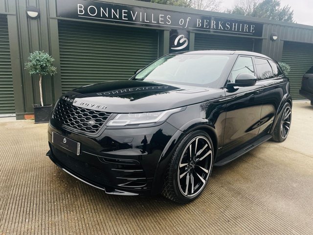 2018 68 Land Rover Range Rover Velar 2.0 P250 R-DYNAMIC HSE 5d 247 BHP