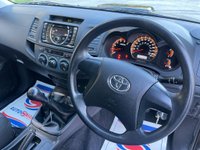 USED 2014 64 TOYOTA HI-LUX 2.5 ACTIVE 4X4 D-4D DCB 142 BHP FULL HISTORY ** NO VAT ** NO VAT **