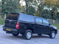 USED 2014 64 TOYOTA HI-LUX 2.5 ACTIVE 4X4 D-4D DCB 142 BHP FULL HISTORY ** NO VAT ** NO VAT **