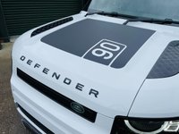 USED 2021 21 LAND ROVER DEFENDER 90 2.0 P300 SE 3d 296 BHP 1 Owner, Pan Roof, Huge Spec