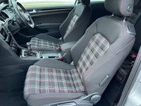 USED 2016 16 VOLKSWAGEN GOLF 2.0 GTI LAUNCH 3d 218 BHP 