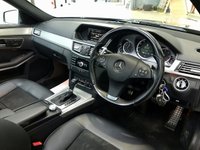 USED 2011 61 MERCEDES-BENZ E-CLASS 2.1 E250 CDI BLUEEFFICIENCY SPORT 5d AUTO 204 BHP Pan Roof,Memory Seats,Auto