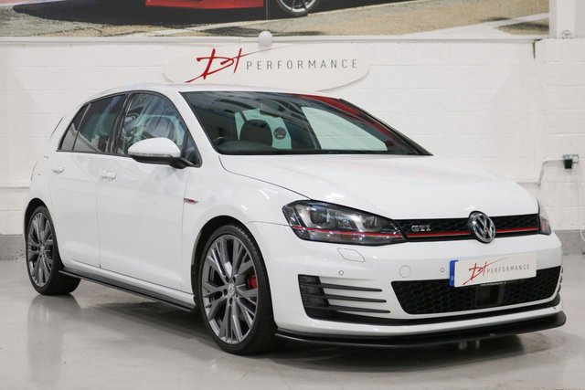 2015 15 Volkswagen Golf 2.0 GTI DSG 5d 218 BHP