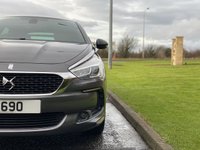 USED 2017 17 DS DS 5 2.0 BLUEHDI PRESTIGE S/S EAT6 5d 178 BHP Glass Panoramic Roof Sat Nav