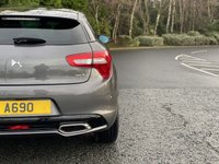 USED 2017 17 DS DS 5 2.0 BLUEHDI PRESTIGE S/S EAT6 5d 178 BHP Glass Panoramic Roof Sat Nav