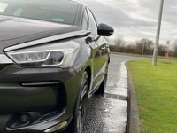 USED 2017 17 DS DS 5 2.0 BLUEHDI PRESTIGE S/S EAT6 5d 178 BHP Glass Panoramic Roof Sat Nav