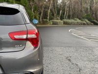 USED 2017 17 DS DS 5 2.0 BLUEHDI PRESTIGE S/S EAT6 5d 178 BHP Glass Panoramic Roof Sat Nav