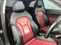 USED 2011 61 AUDI A1 1.4 TFSI SPORT 3d 122 BHP Pan Roof, Over 10k Options!