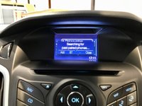 USED 2014 63 FORD FOCUS 1.6 ZETEC NAVIGATOR 5d 124 BHP Low Mileage-Automatic-Sat Nav