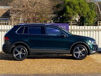 USED 2017 17 VOLKSWAGEN TIGUAN 2.0 SE NAV TDI BMT 4MOTION DSG 5d 148 BHP 