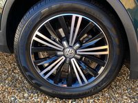 USED 2017 17 VOLKSWAGEN TIGUAN 2.0 SE NAV TDI BMT 4MOTION DSG 5d 148 BHP 