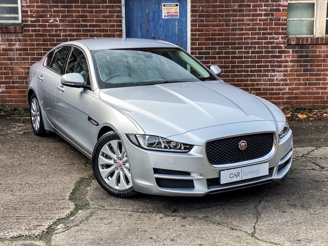 2015 65 Jaguar Xe 2.0 PORTFOLIO 4d 161 BHP