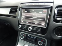 USED 2015 15 VOLKSWAGEN TOUAREG 3.0 V6 R-LINE TDI BLUEMOTION TECHNOLOGY 5d 202 BHP Pan roof - 20in Diamond Cut Alloys