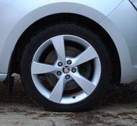 USED 2013 13 SKODA RAPID 1.2 ELEGANCE GREENTECH TSI 5d 104 BHP www.suffolkcarcentre.co.uk - Located at Ilketshall