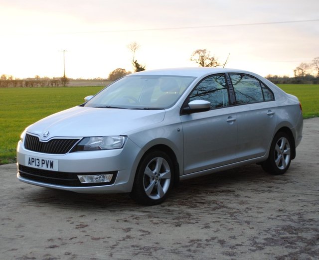 2013 13 Skoda Rapid 1.2 ELEGANCE GREENTECH TSI 5d 104 BHP