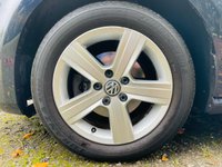 USED 2015 15 VOLKSWAGEN GOLF 1.6 MATCH TDI BLUEMOTION TECHNOLOGY 5d 103 BHP Pro Navigation (&pound;1500 option) Free Road tax! Lovely car