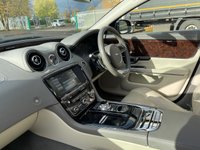USED 2014 64 JAGUAR XJ 3.0 D V6 PREMIUM LUXURY 4d 275 BHP STUNNING++MUST READ++PAN ROOF