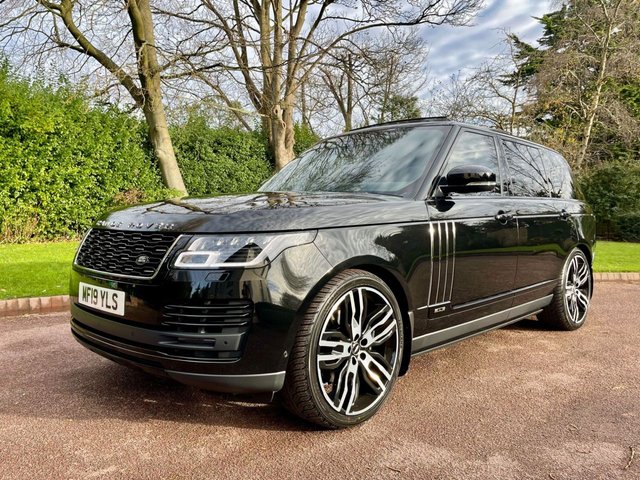 View our LAND ROVER RANGE ROVER