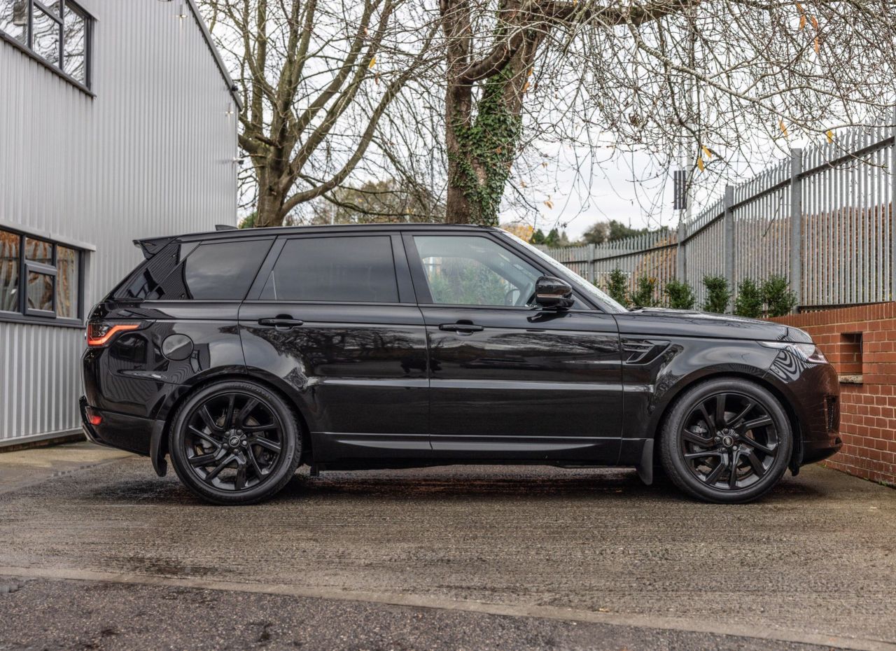 2019 69 LAND ROVER RANGE ROVER SPORT 3.0 SD V6 HSE Dynamic Auto 4WD (s/s) 5dr