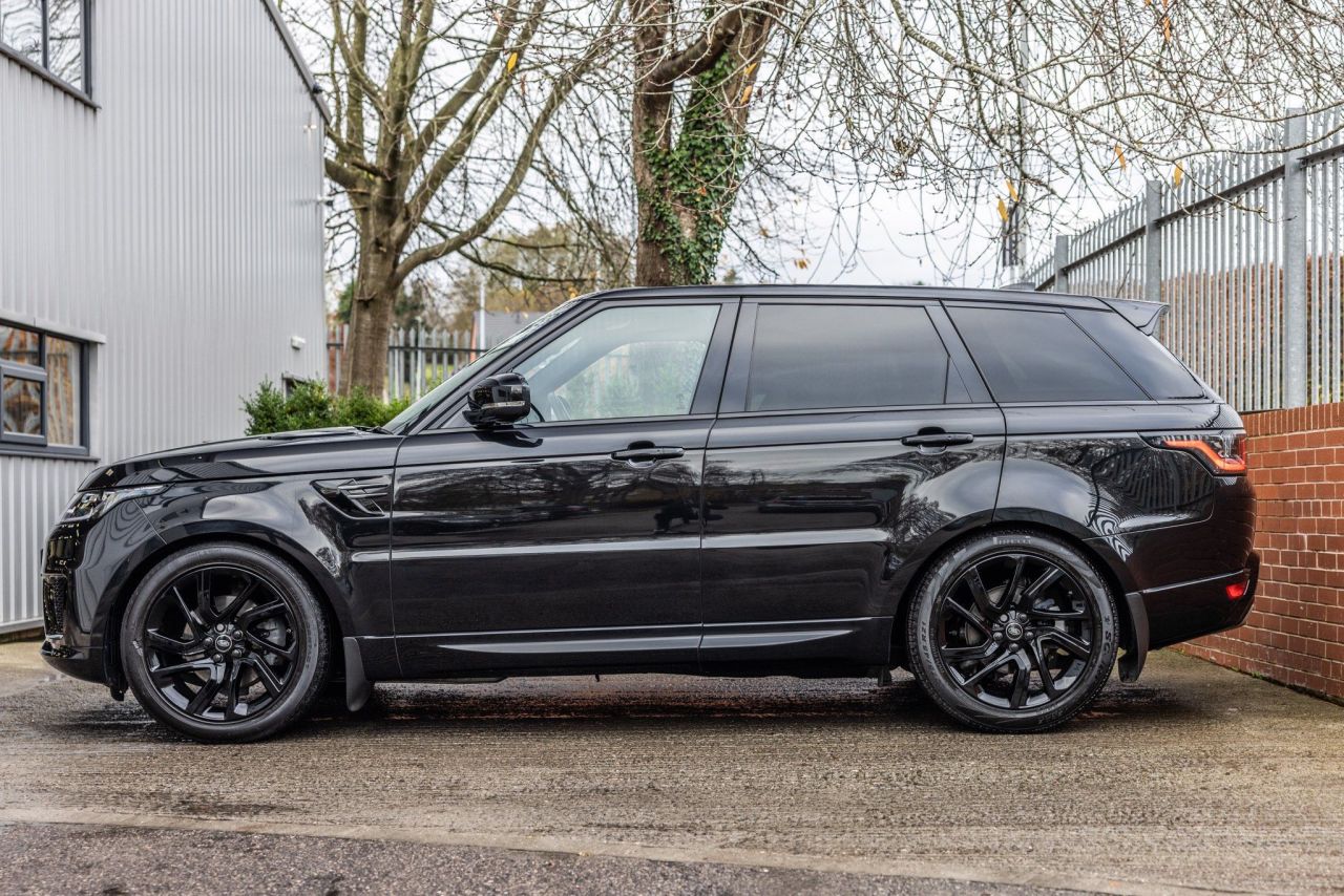2019 69 LAND ROVER RANGE ROVER SPORT 3.0 SD V6 HSE Dynamic Auto 4WD (s/s) 5dr