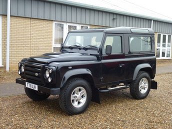 View our LAND ROVER DEFENDER