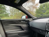 USED 2016 16 JAGUAR XE 3.0 S 4d 335 BHP AUTO Head up Display 19" Alloys