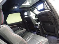 USED 2017 17 LAND ROVER DISCOVERY 3.0 TD6 (258 PS) HSE LUXURY AUTO 4WD 5DR (S/S) + 7 SEATS + DYNAMIC AND BLACK DESIGN PACKAGE + 22 S + PANORAMIC E/SUNROOF + NAV + KEYLESS + DRIVER ASSISTANCE + NAV + DVD REAR ENTERTAINMENT + MERIDIAN + M/MEDIA + E/M/HEAT-COOL LEATHERS + E/REAR SEATS + PRIVACY + L.E.D.S + 360 CAMERA / PARK + STEPS +  E/BOOT 7 SEATS+PANROOF+DYNAMIC DESIGN+22S+LEDS+LEATHER+NAV