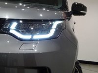 USED 2017 17 LAND ROVER DISCOVERY 3.0 TD6 (258 PS) HSE LUXURY AUTO 4WD 5DR (S/S) + 7 SEATS + DYNAMIC AND BLACK DESIGN PACKAGE + 22 S + PANORAMIC E/SUNROOF + NAV + KEYLESS + DRIVER ASSISTANCE + NAV + DVD REAR ENTERTAINMENT + MERIDIAN + M/MEDIA + E/M/HEAT-COOL LEATHERS + E/REAR SEATS + PRIVACY + L.E.D.S + 360 CAMERA / PARK + STEPS +  E/BOOT 7 SEATS+PANROOF+DYNAMIC DESIGN+22S+LEDS+LEATHER+NAV