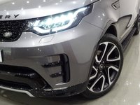 USED 2017 17 LAND ROVER DISCOVERY 3.0 TD6 (258 PS) HSE LUXURY AUTO 4WD 5DR (S/S) + 7 SEATS + DYNAMIC AND BLACK DESIGN PACKAGE + 22 S + PANORAMIC E/SUNROOF + NAV + KEYLESS + DRIVER ASSISTANCE + NAV + DVD REAR ENTERTAINMENT + MERIDIAN + M/MEDIA + E/M/HEAT-COOL LEATHERS + E/REAR SEATS + PRIVACY + L.E.D.S + 360 CAMERA / PARK + STEPS +  E/BOOT 7 SEATS+PANROOF+DYNAMIC DESIGN+22S+LEDS+LEATHER+NAV