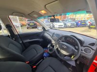 USED 2012 62 HYUNDAI I10 1.2 CLASSIC 5d 85 BHP HYUNDAI I10 1.2 CLASSIC 5d 85 BHP