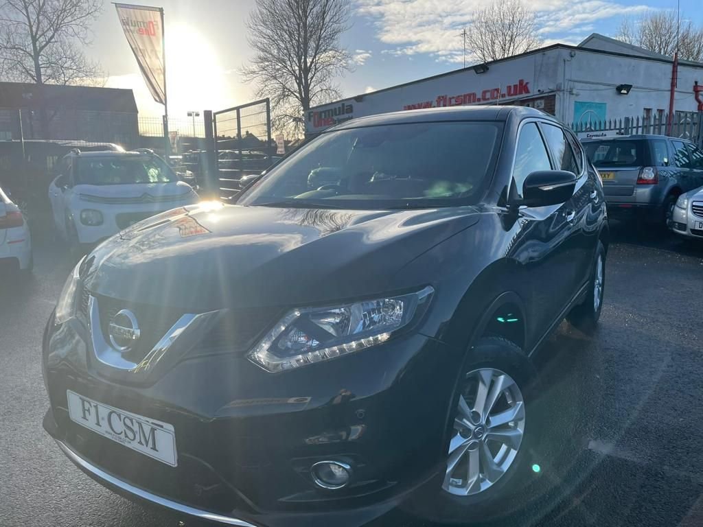 2015 NISSAN X-TRAIL