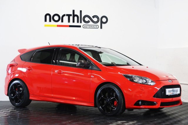 2013 63 Ford Focus 2.0 ST-3 5d 247 BHP