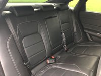 USED 2018 61 JAGUAR XF 2.0 D R-SPORT 4d 177 BHP ONLY 15000 MILES