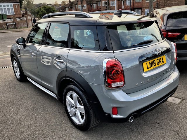 View our MINI COUNTRYMAN