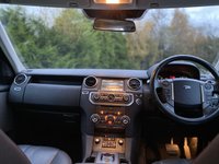 USED 2014 64 LAND ROVER DISCOVERY 3.0 SDV6 SE TECH 5d 255 BHP Side Steps, 7 Seater Privacy