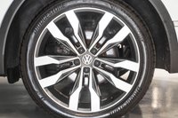 USED 2017 17 VOLKSWAGEN TIGUAN 2.0 R-LINE TDI BMT 4MOTION DSG 5d 188 BHP 