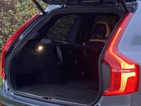 USED 2017 17 VOLVO XC90 2.0 D5 POWERPULSE MOMENTUM AWD 5d 231 BHP 360 Camera Park Assist NAV DAB