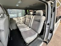 USED 2014 14 VOLKSWAGEN TRANSPORTER SHUTTLE 2.0 T30 TDI SHUTTLE SE BMT 5d 140 BHP 