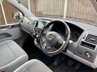 USED 2014 14 VOLKSWAGEN TRANSPORTER SHUTTLE 2.0 T30 TDI SHUTTLE SE BMT 5d 140 BHP 