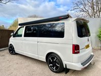 USED 2014 14 VOLKSWAGEN TRANSPORTER SHUTTLE 2.0 T30 TDI SHUTTLE SE BMT 5d 140 BHP 