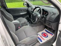 USED 2013 13 TOYOTA HI-LUX 3.0 INVINCIBLE 4X4 D-4D DCB 169 BHP TIMING BELT KIT CHANGED ! 2 KEYS