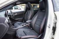 USED 2016 16 MERCEDES-BENZ GLA-CLASS 2.1 GLA 200 D 4MATIC AMG LINE 5d 134 BHP Pan Roof, Rear Camera, 19"s