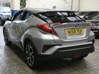 USED 2018 68 TOYOTA CHR 1.8 DESIGN 5d 122 BHP SAT NAV HEATED SEATS REAR VIEW CAMERA