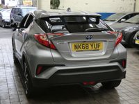 USED 2018 68 TOYOTA CHR 1.8 DESIGN 5d 122 BHP SAT NAV HEATED SEATS REAR VIEW CAMERA