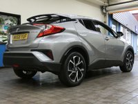 USED 2018 68 TOYOTA CHR 1.8 DESIGN 5d 122 BHP SAT NAV HEATED SEATS REAR VIEW CAMERA