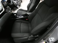USED 2018 68 TOYOTA CHR 1.8 DESIGN 5d 122 BHP SAT NAV HEATED SEATS REAR VIEW CAMERA